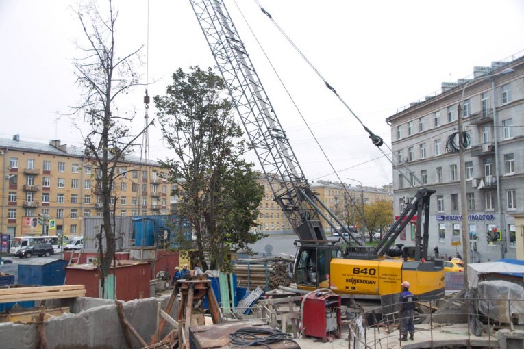 Sennebogen 640 Crane proves valuable in St. Petersburg