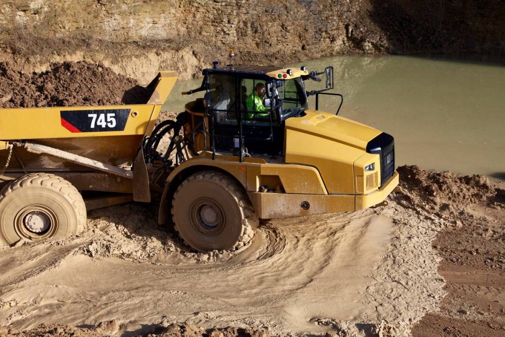 Cat® 745 Articulated Truck