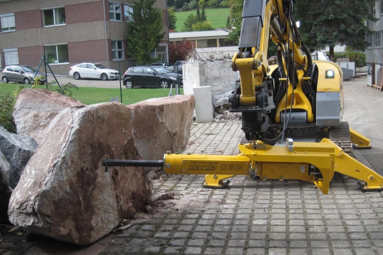 Brokk brings more power and safety, less noise with Darda Rock Splitters