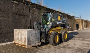 New John Deere severe-duty forklifts tackle heavy lifting
