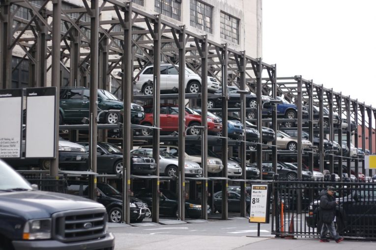 Searching for a parking space costs the UK £23.3 billion per year