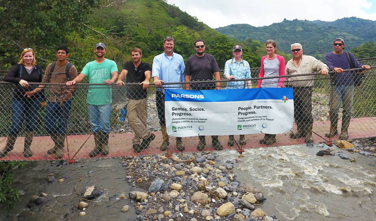 Parsons partners with Bridges to Prosperity to construct a footbridge in Panama