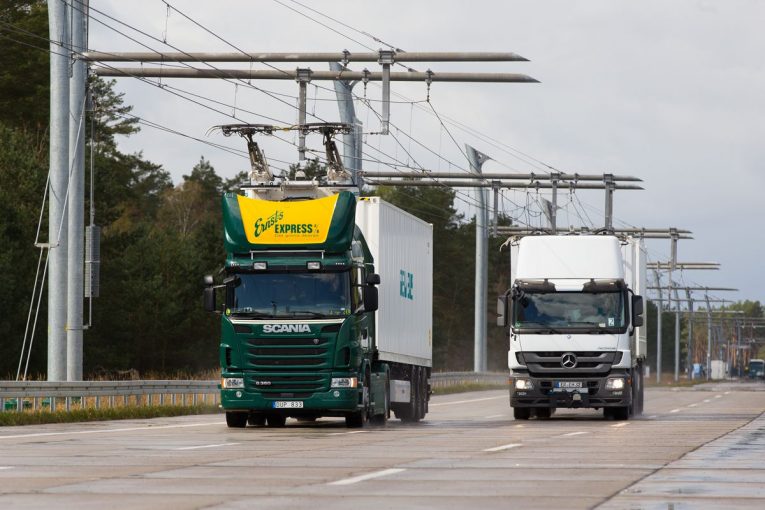 Siemens builds eHighway for hybrid trucks in Germany