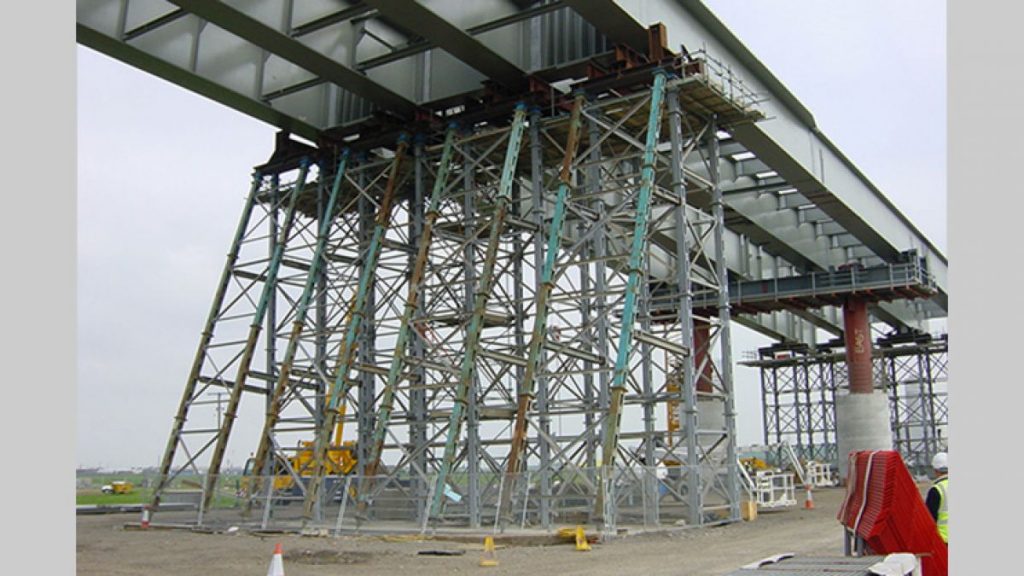 Mabey Mat-125 trestling has led the field in heavy shoring for many years. With continual development by Mabey engineers, it remains one of the most adaptable and competitive support systems available today.