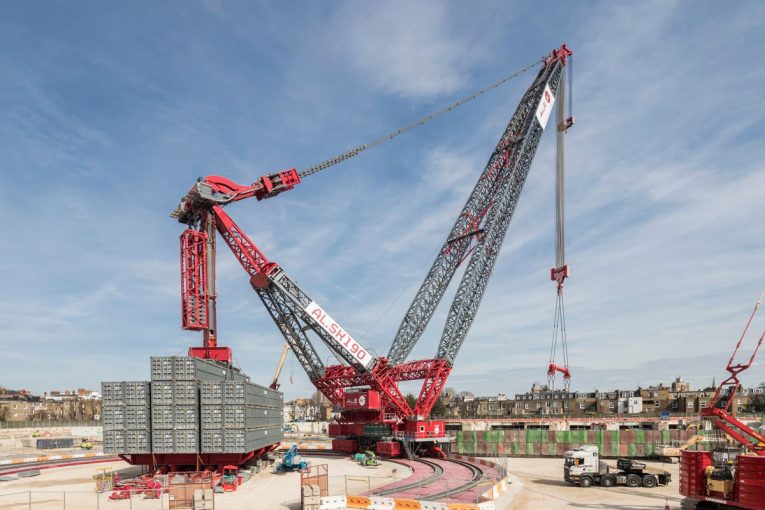 ALE’s largest and smallest cranes operate in London at the same time