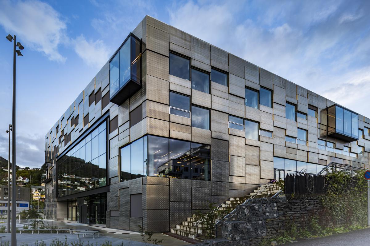 Snøhetta completes the Faculty of Fine Art, Music and Design in Bergen