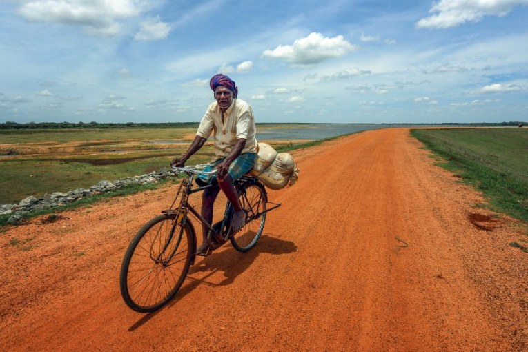 ADB provides US$900 Million financing to upgrade Sri Lanka's rural road network