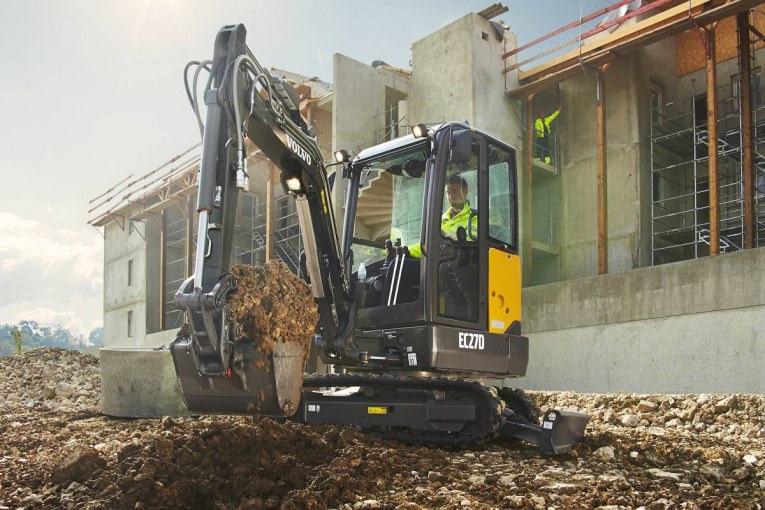 Volvo introduces EC27D Compact Excavator in USA at ICUEE 2017