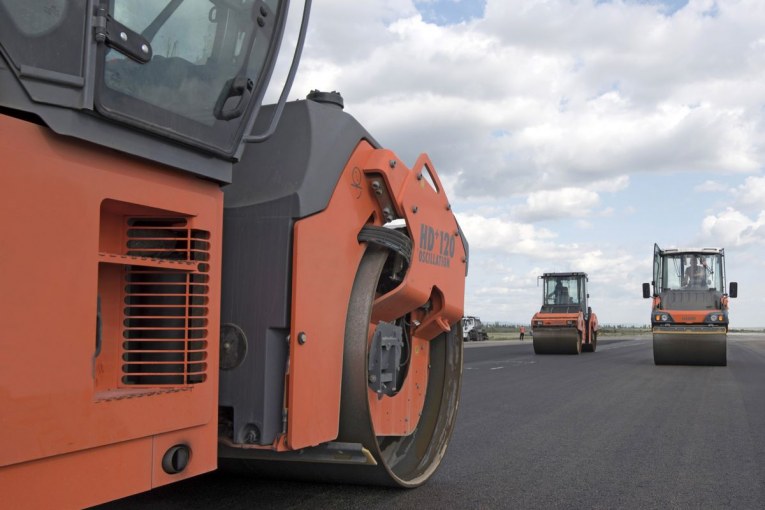 35 years of quality and oscillation experience in HAMM Rollers