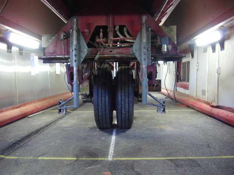 The latest research by the US Corps of Engineers has demonstrated aggregate layers stabilised with Tensar TriAx geogrid deliver significant performance benefits to flexible road pavements, reducing surface rutting by up to 44%.