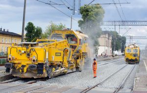 The PORR railway construction team in Poland enjoys success with its technological solution that allows track closures to be kept to a minimum.