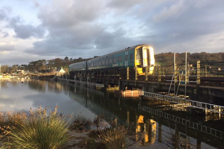 Mabey develops new bridge lifting technique for Network Rail
