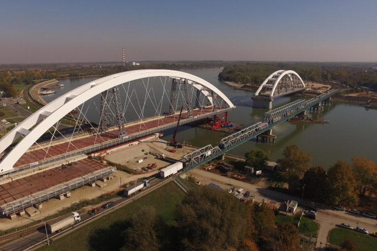 ALE Heavy Lift completes bridge launch in Serbia