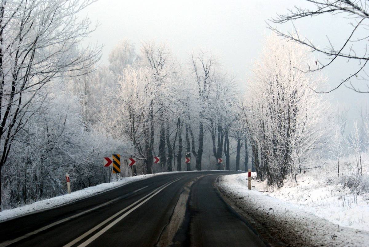 Severe UK winter predictions spell bad news for potholed roads
