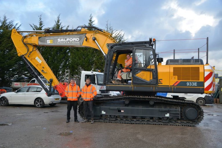 Liugong looks North with a new depot in Manchester England