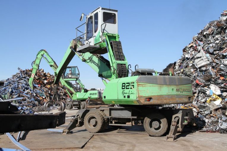 Spanish scrap recycler relies on versatile SENNEBOGEN Material Handlers