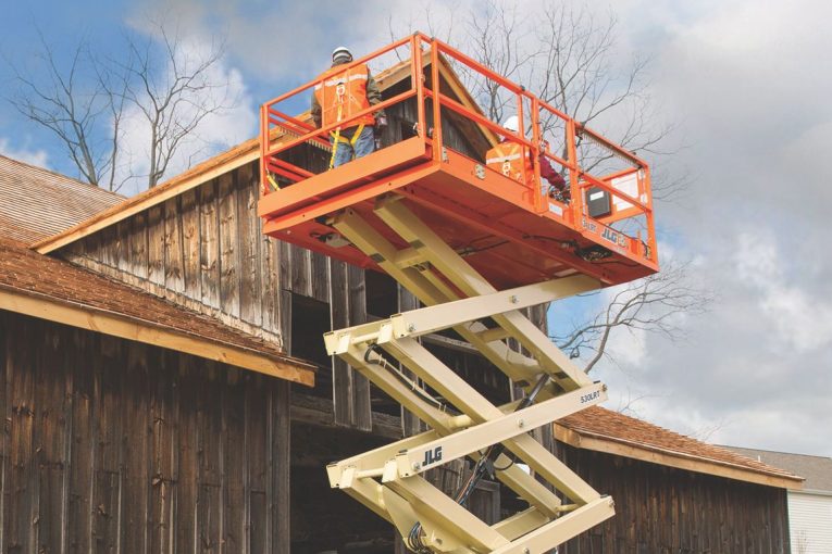 JLG engine-powered Scissor Lifts win 2018 Equipmentwatch Highest Retained Value Award