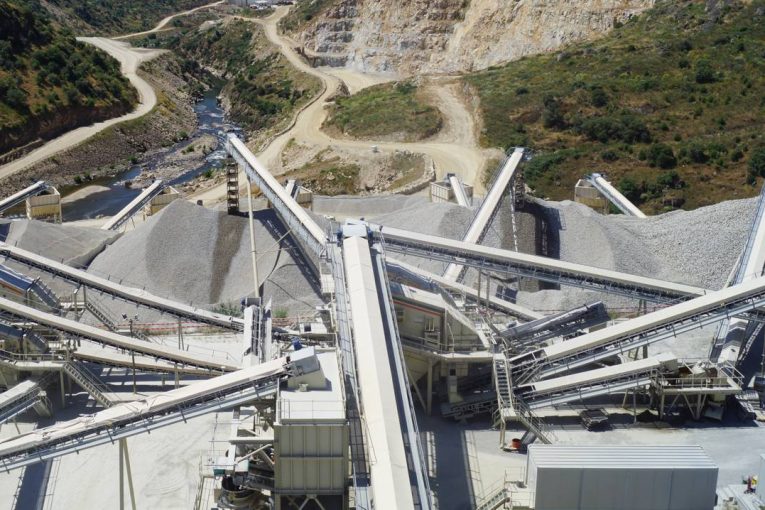 Quebec Iron Ore signs long-term strategic services partnership with Metso