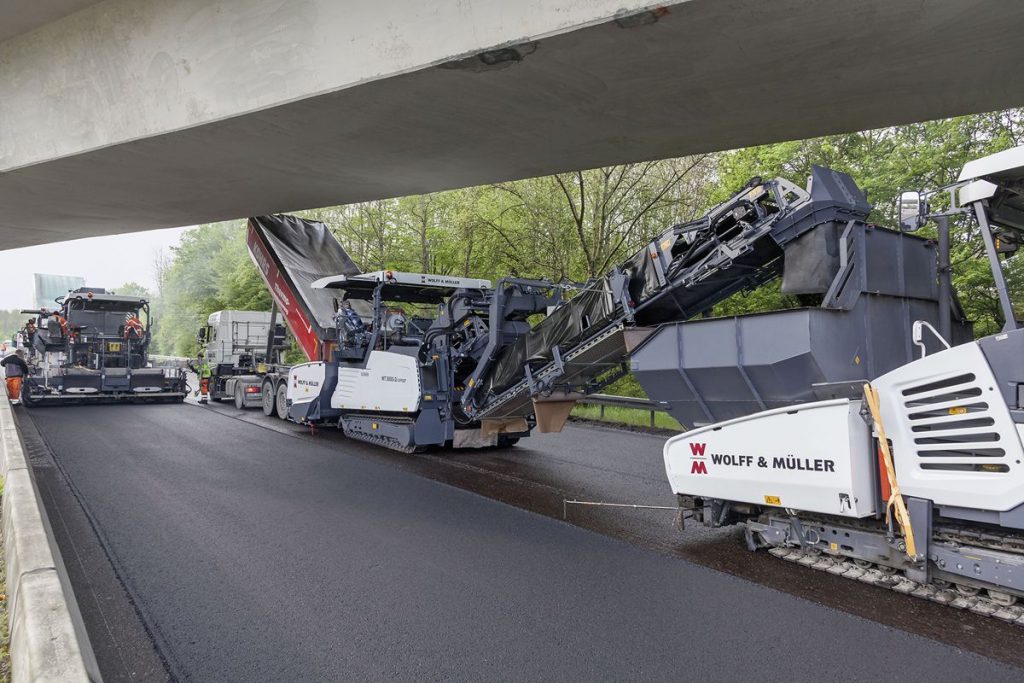VÖGELE PowerFeeder technology pays off