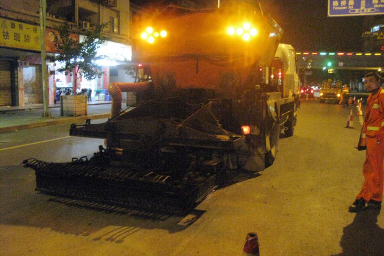 Freetech Patching Vehicle proves a quick solution for Manhole Patching