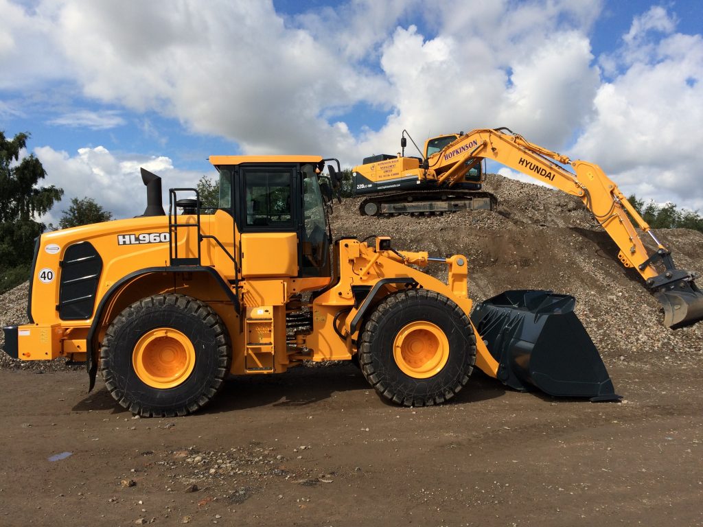 brand-new Hyundai HX130LCR debuts at ScotPlant 2018