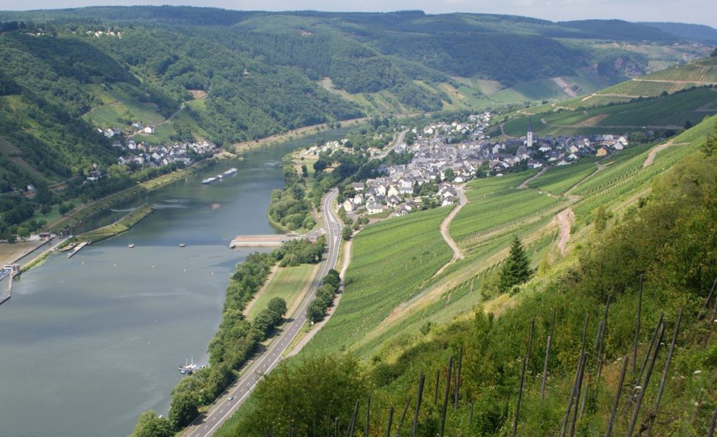 Harfenmühle - Photo by TijsB