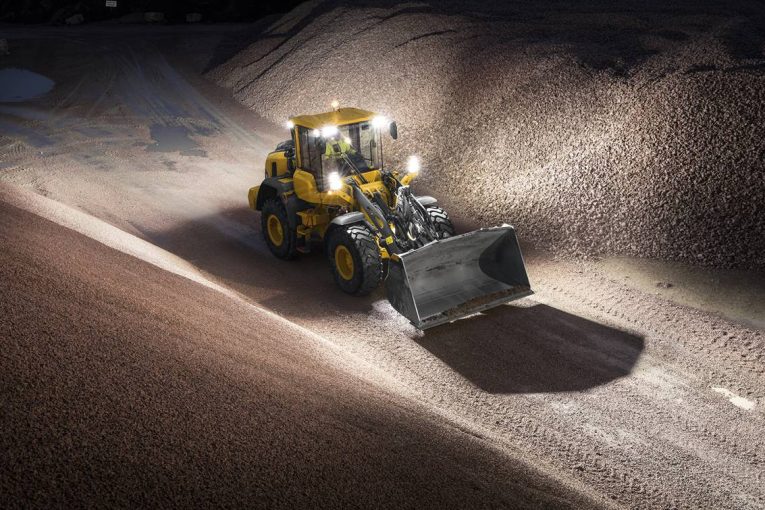 Volvo debuts updated L90H wheel loader at World of Asphalt 2018