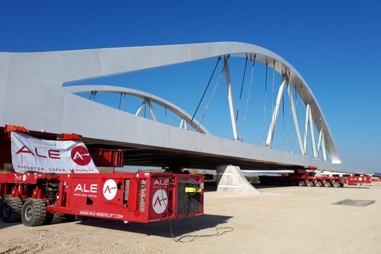ALE Engineers launch major bridge over highway in Spain