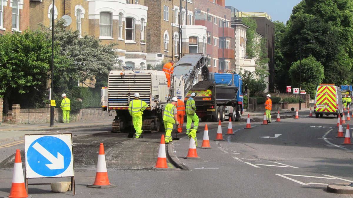 UK Highways Industry and Road Safety Groups call for cut in road works