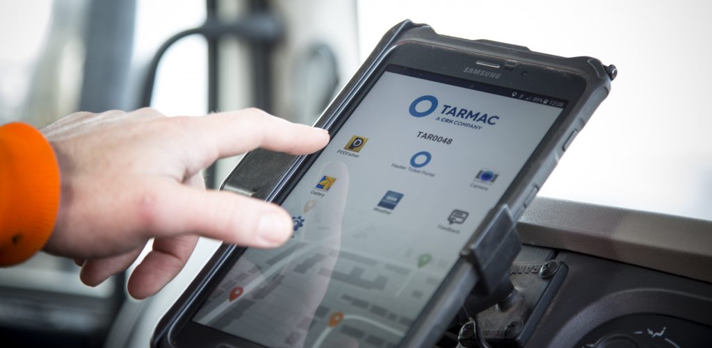 Tarmac deploys the PODFather Logistics Planning and live track-and-trace solution to provide customers with real-time delivery notifications.