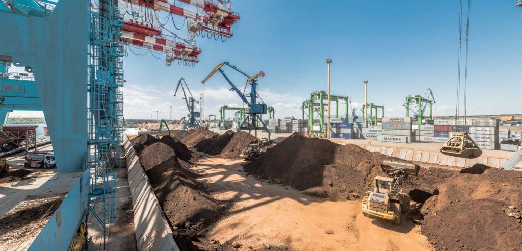 Overview of the TIS coal terminal near the Yuzhny port area.