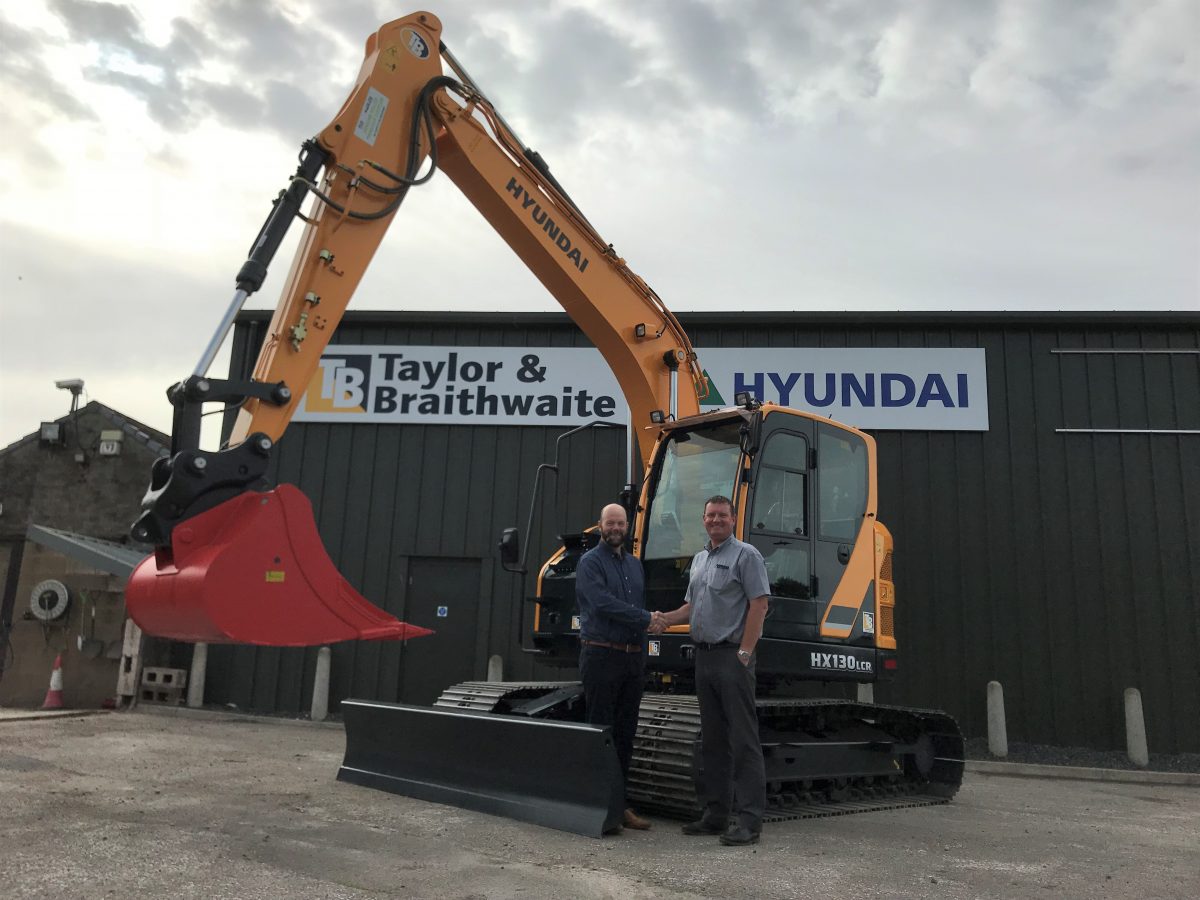 Hyundai delivers first HX130LCR Excavator in the UK