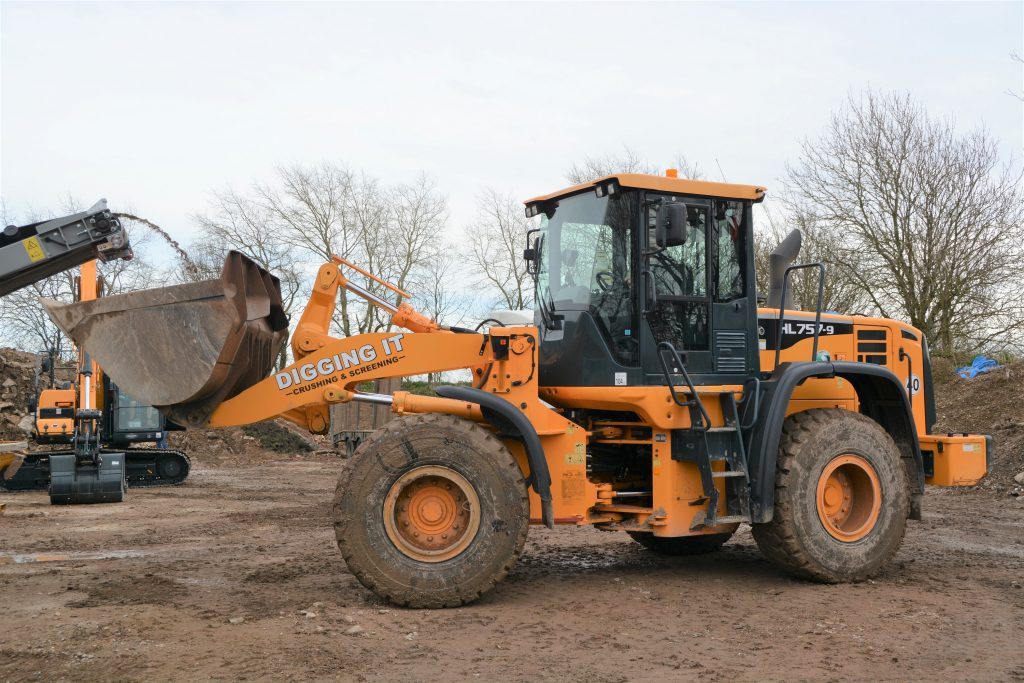 Digging It Groundworks delivers diversity with their Hyundai fleet