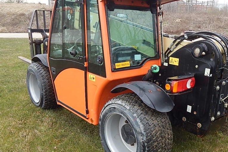 Turf Tyres now available for JLG G5-18A Telehandlers