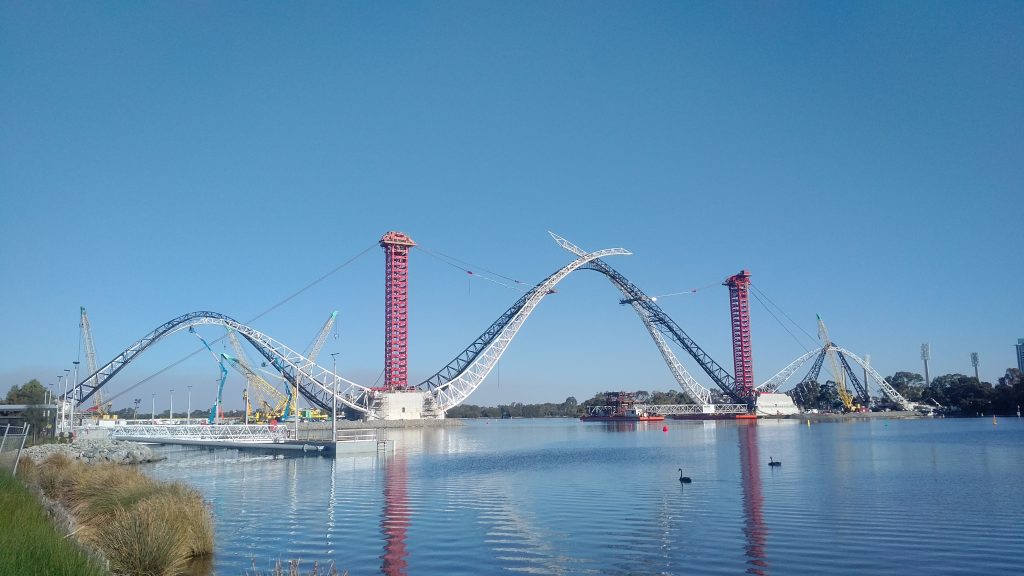 ALE uses innovative Mega Jack to install Perth Bridge