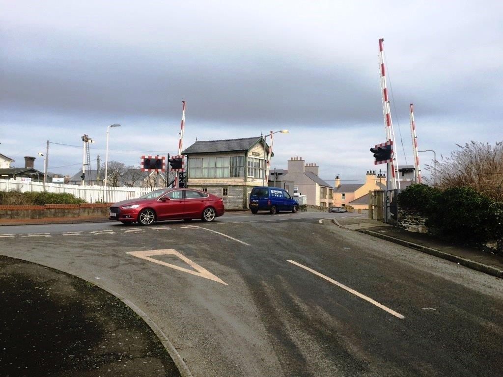 Rail safety warning issued after motorist level crossing misuse in Anglesey
