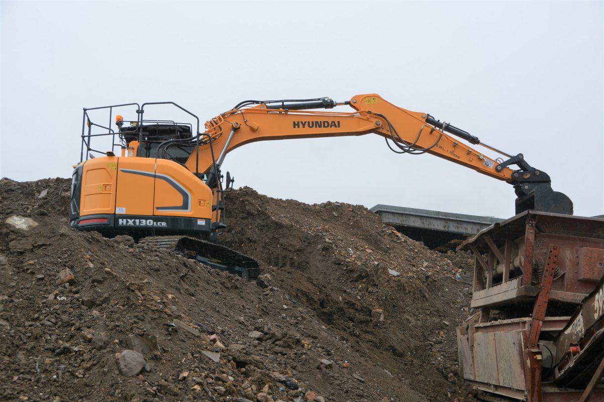 Ernest Doe and Sons expand Hyundai territory in Southern England