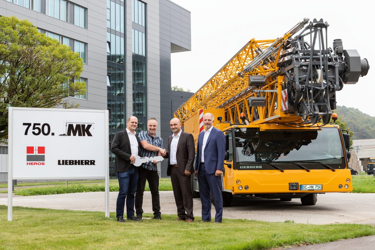 750th Liebherr mobile construction crane goes to Heros