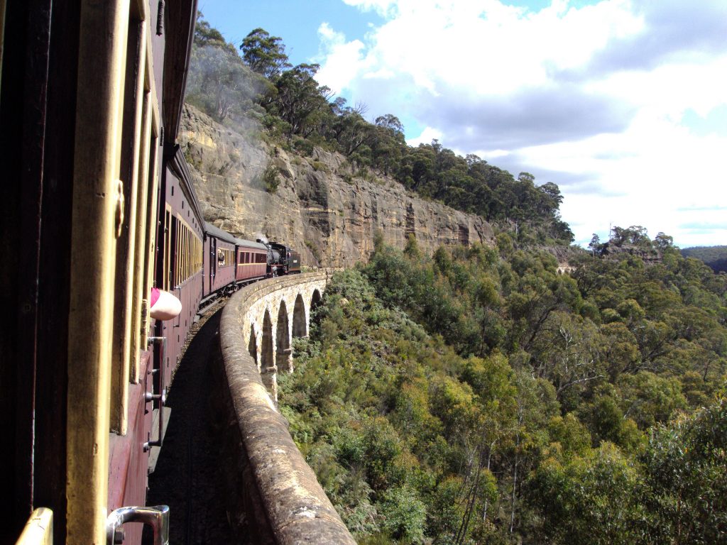 Blue Mountains - Photo by Denis Bin