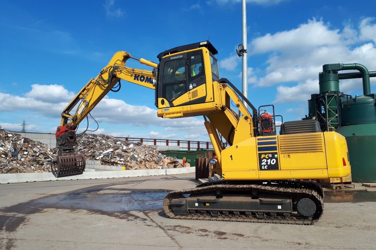 Ridgway reaches new heights with Komatsu elevated cabs