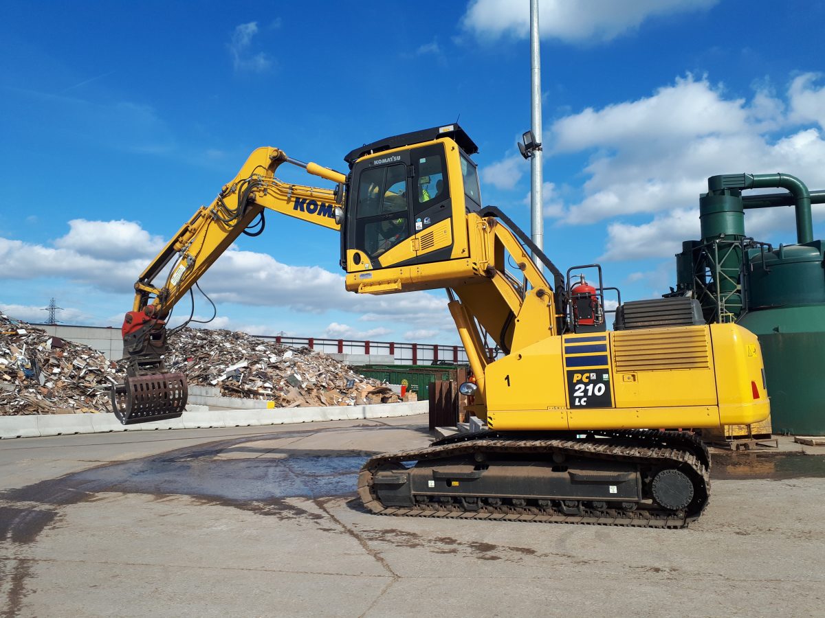 Ridgway reaches new heights with Komatsu elevated cabs