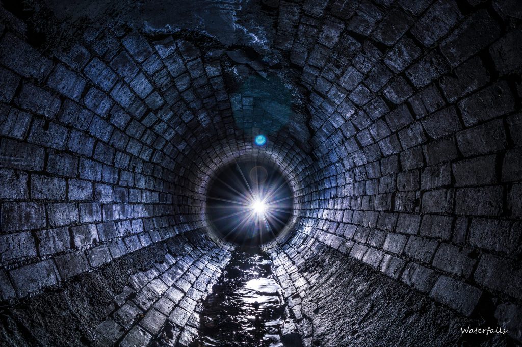 Tunnel - Photo by darkday