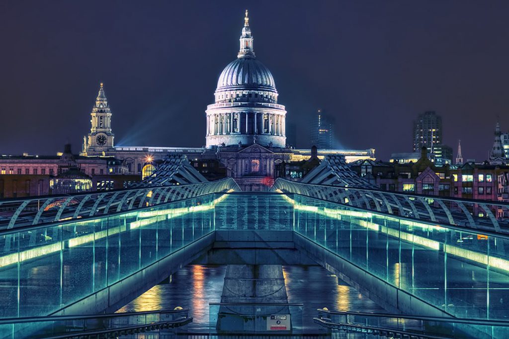 St Pauls - Photo by Shando.
