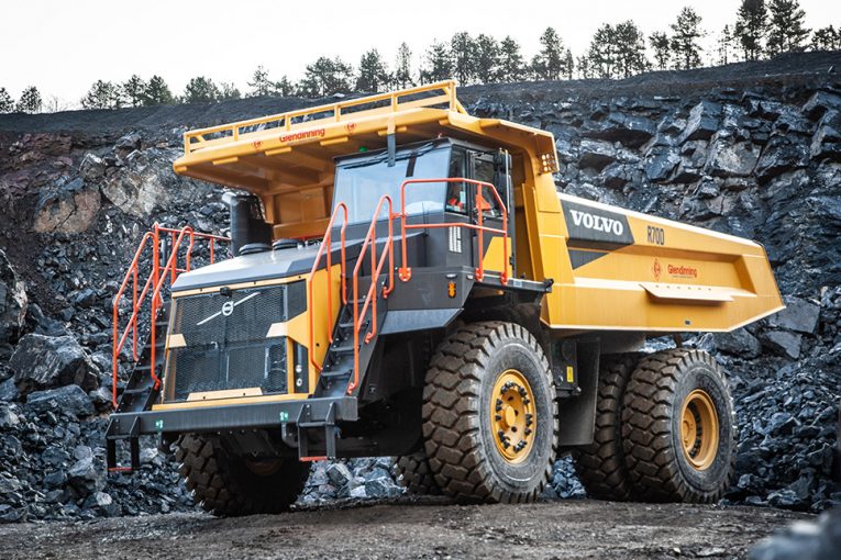 E and JW Glendinning take delivery of the first Volvo rigid hauler sold in Britain