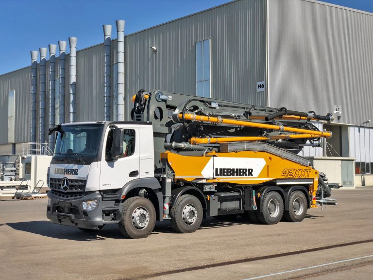 Liebherr to reveal revamped 42m Powerbloc concrete pump at bauma