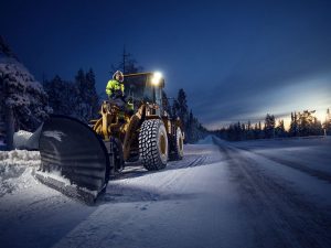 Wheel loaders and road graders are in the front line when the roads, parking lots and industrial sites must be cleared from snow to keep the society running in every weather. Nokian Hakkapeliitta Loader tires offer excellent grip around the year – now in new size 14.00R24.