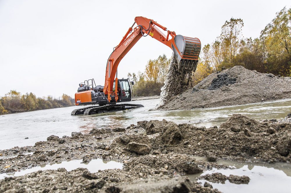 Romanian NBG demands maximum durability from Hitachi excavators