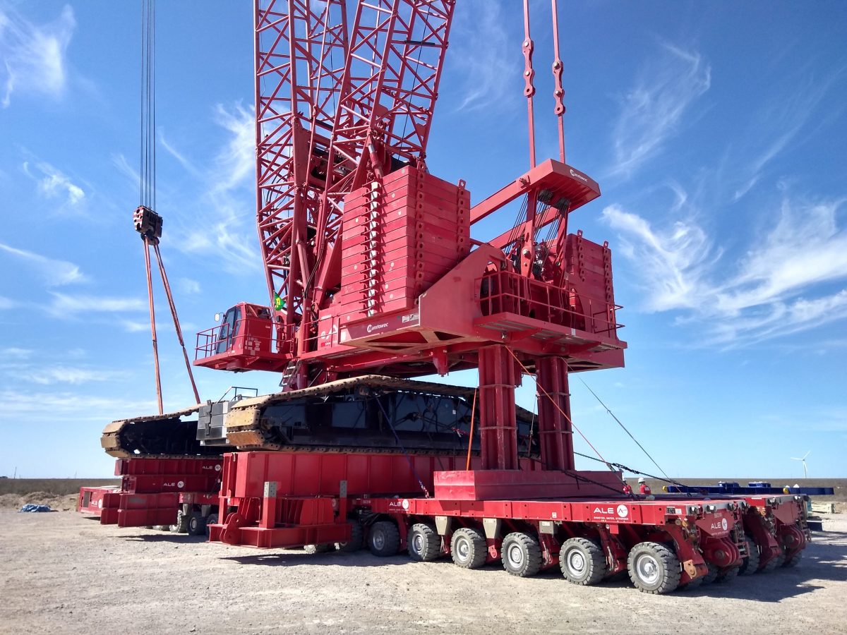 ALE adapts Manitowoc Crane to speed up wind farm project in Argentina