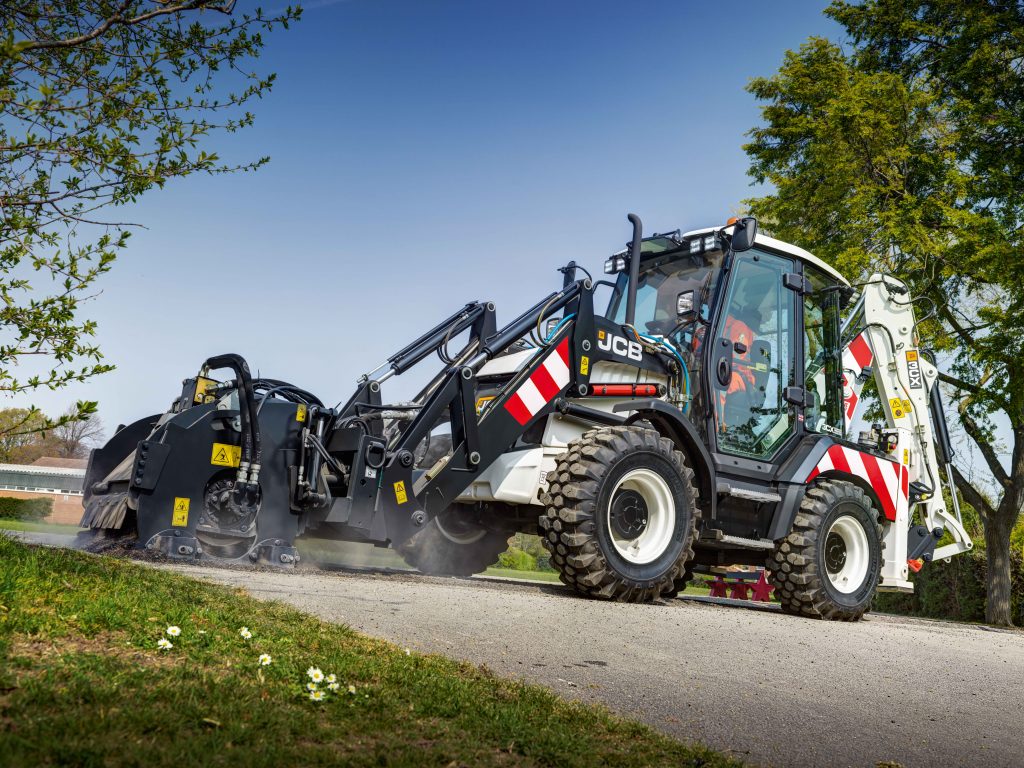 JCB unveils a versatile pothole warrior - the Highway Master