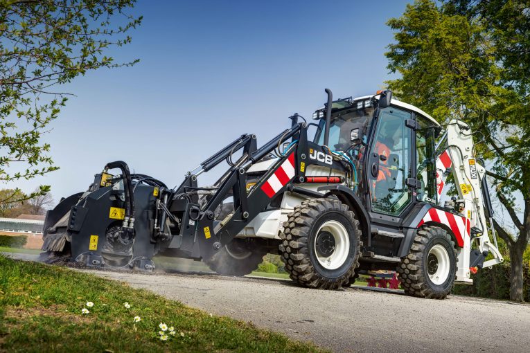 JCB unveils a versatile pothole warrior - the Highways Master